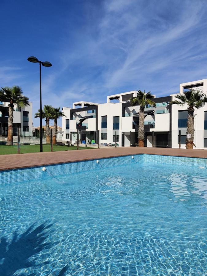 Oasis Beach Apartments Alicante Dış mekan fotoğraf